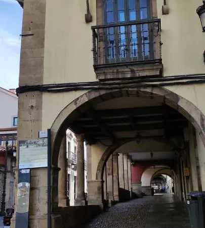 Divina 10 Avilés